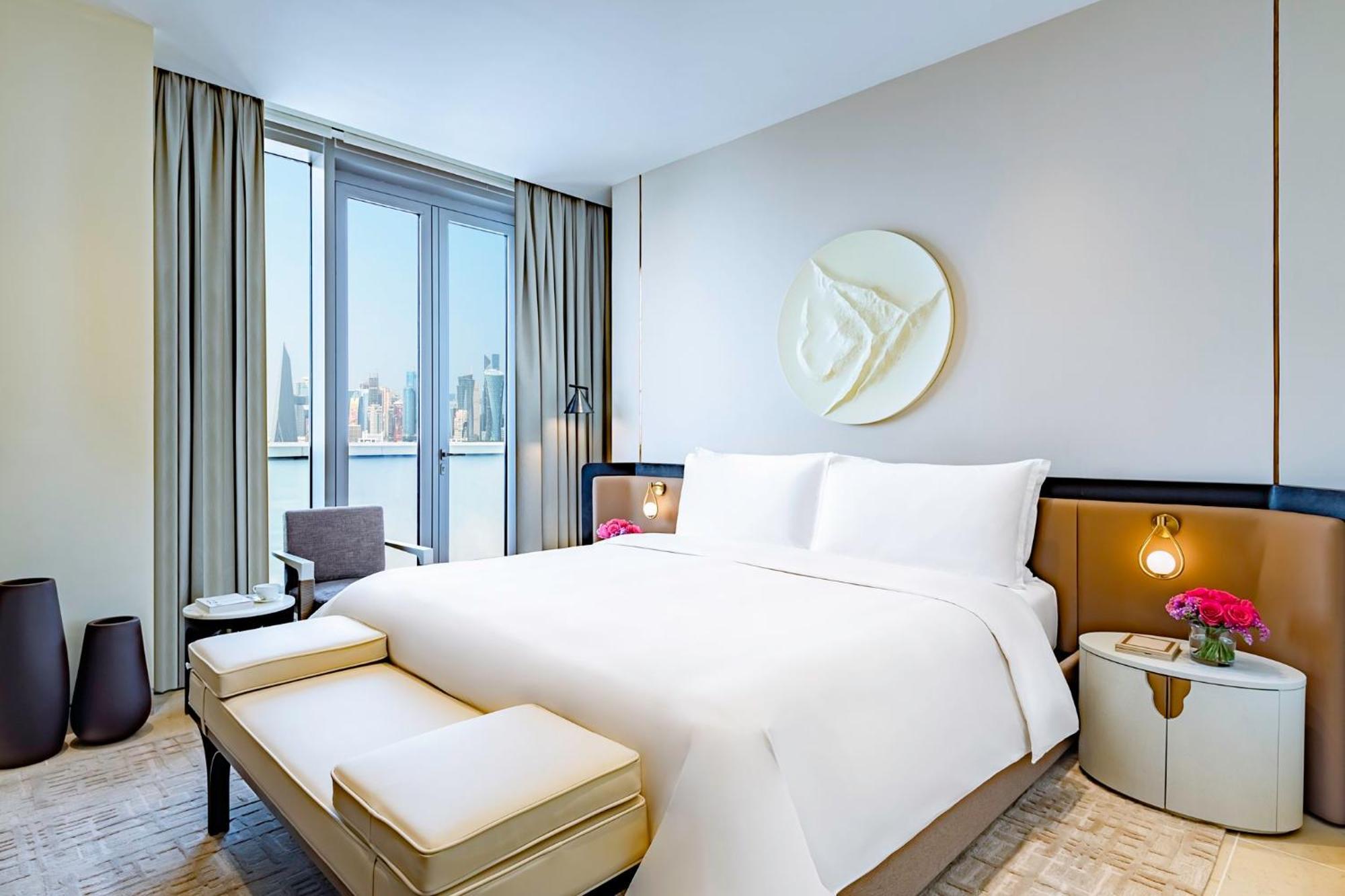 Mandarin Oriental, Doha Hotel Kültér fotó A bedroom at the hotel